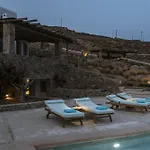 Seafront 9bdr Serenity In Mykonos Kalafatis