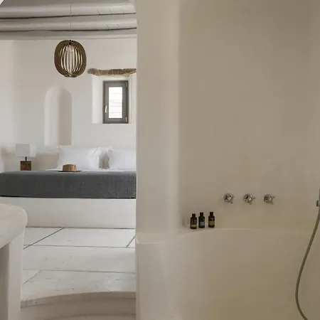 Villa Seafront 9bdr Serenity In Mykonos Kalafatis