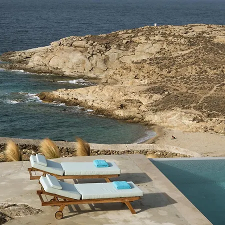 Villa Seafront 9bdr Serenity In Mykonos *