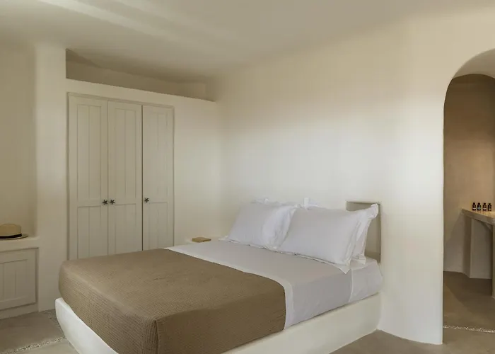 Seafront 9bdr Serenity In Mykonos Kalafati