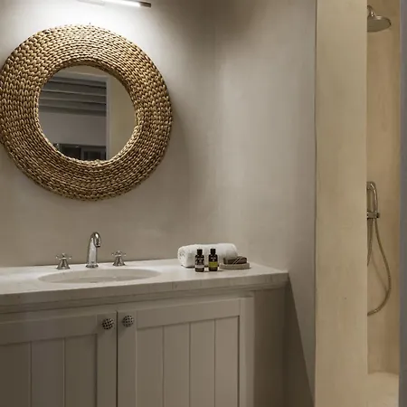 Seafront 9bdr Serenity In Mykonos