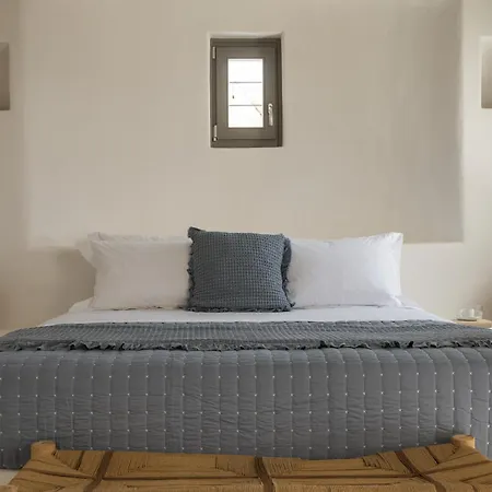 Seafront 9bdr Serenity In Mykonos Vila *