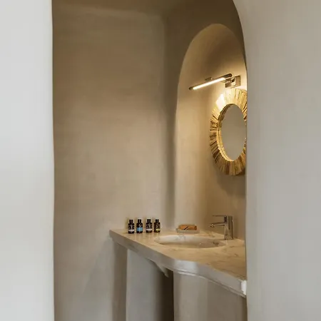 Villa Seafront 9bdr Serenity In Mykonos