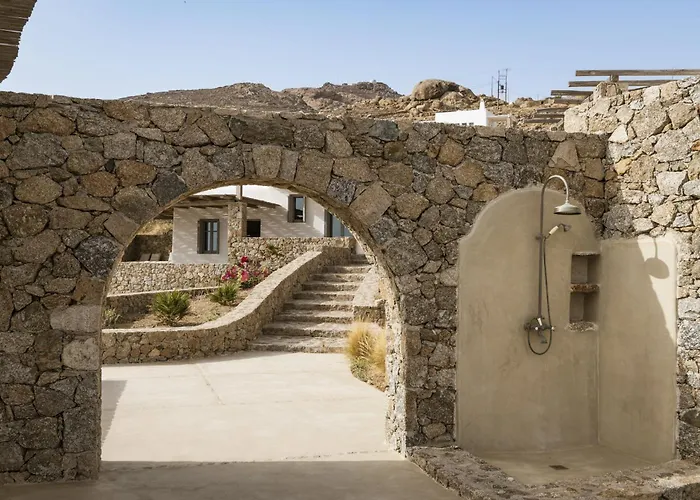 Villa Seafront 9bdr Serenity In Mykonos *