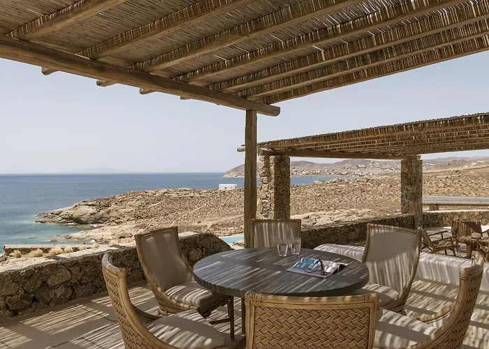 Villa Seafront 9bdr Serenity In Mykonos *